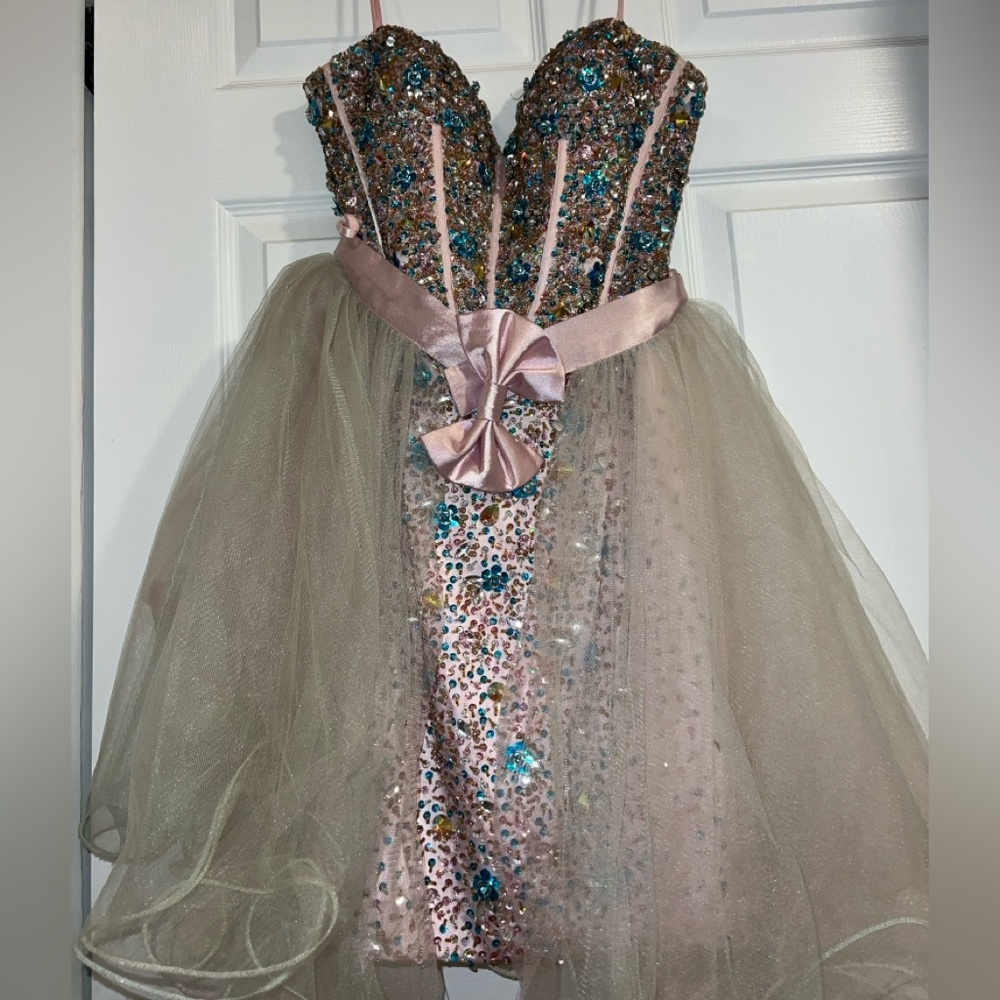 Terani Couture Spaghetti Strap Sequin Prom Dress with Pink Bow - Picture 2 of 8